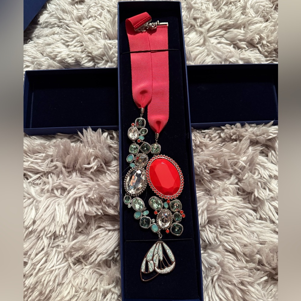 Swarovski Red Crystal Nova Ribbon Necklace - Picture 6 of 6